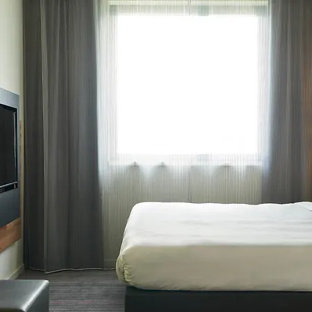 Moxy Milan Malpensa Airport Hotel 3*