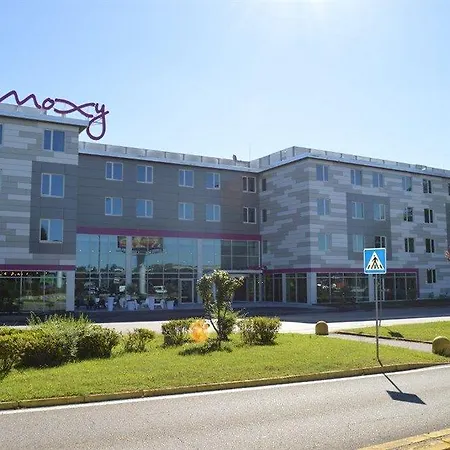 Moxy Milan Malpensa Airport Hotel 3*