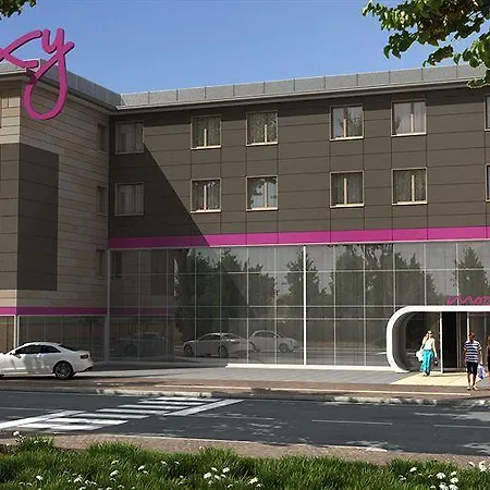 Moxy Milan Malpensa Airport 3* Κάζε Νουόβε