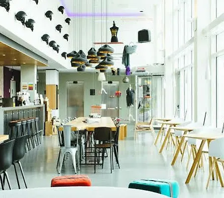 Moxy Milan Malpensa Airport Ξενοδοχείο Κάζε Νουόβε