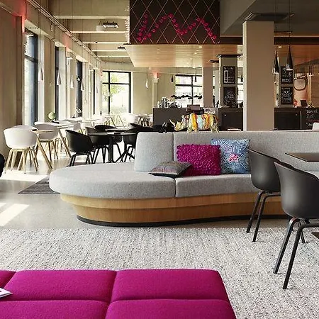 Hotel Moxy Milan Malpensa Airport
