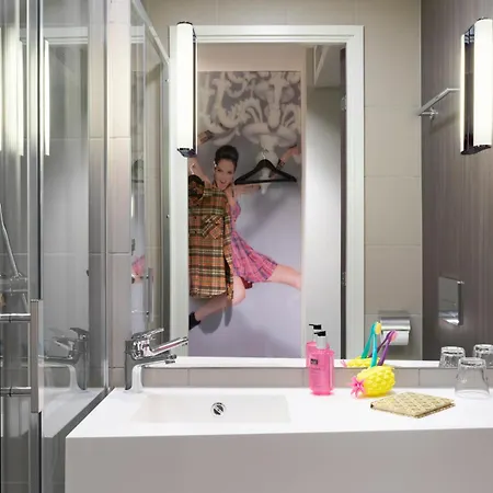 Moxy Milan Malpensa Airport Hotel 3*