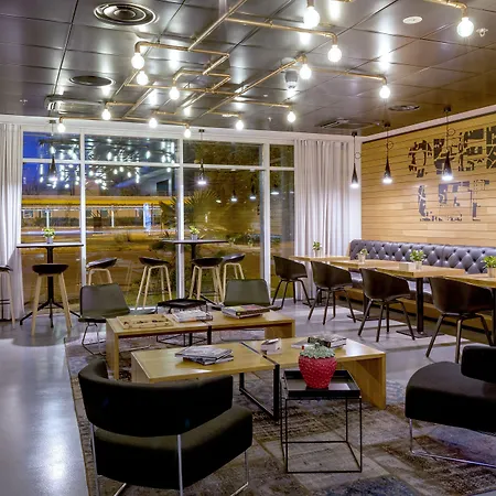 Szálloda Moxy Milan Malpensa Airport 3*