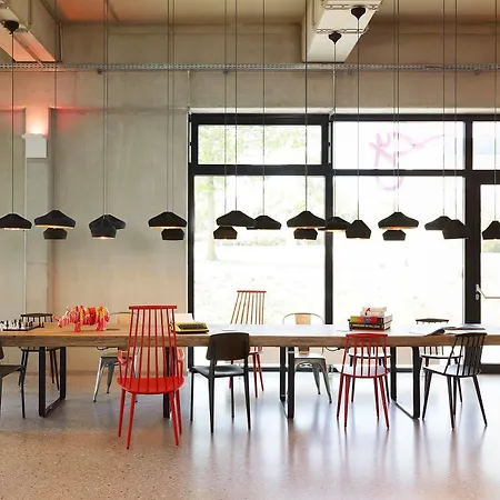 Moxy Milan Malpensa Airport 3*